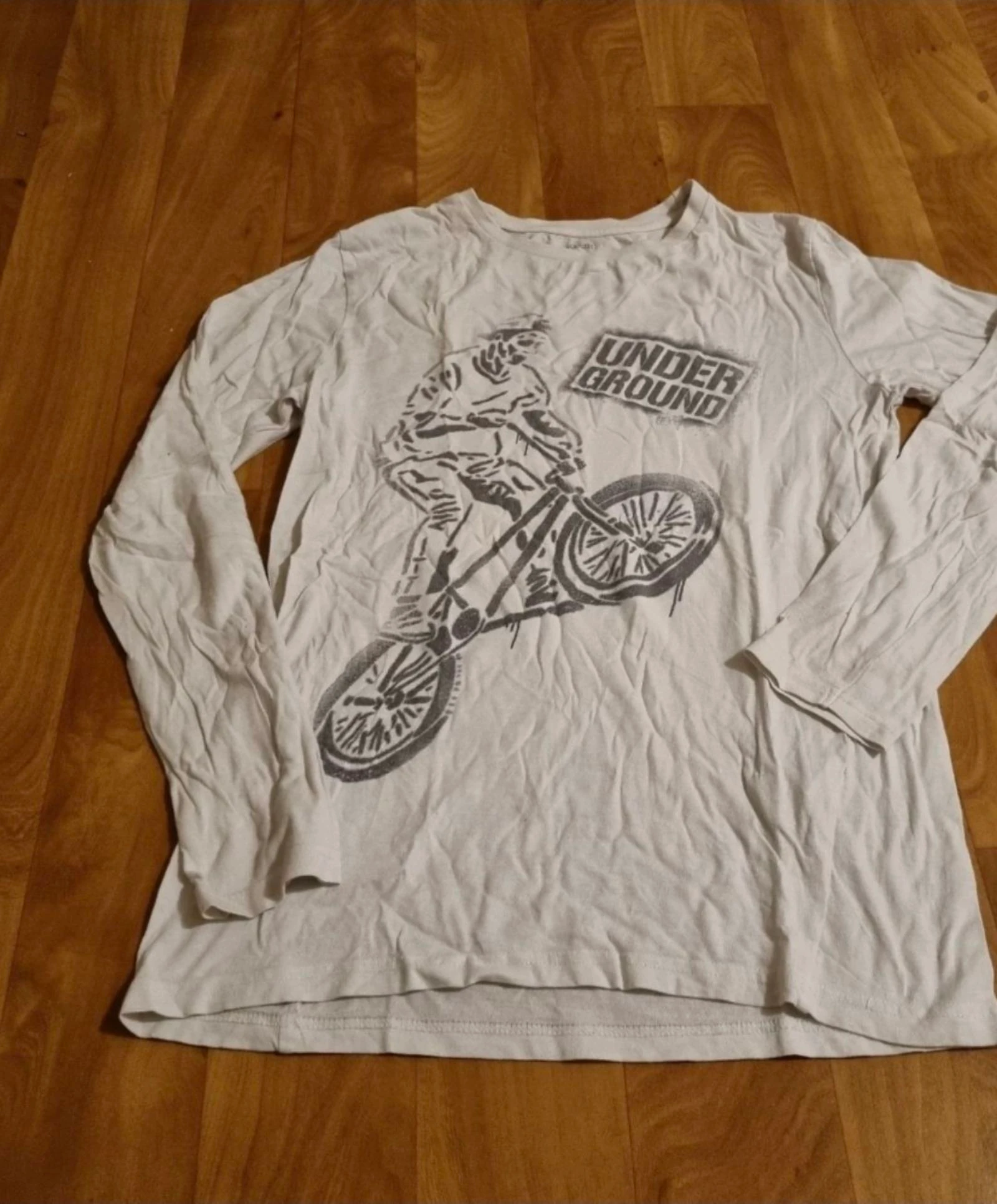 t-shirt manche longue blanc cassé imprimé moto kiabi taille 14ans